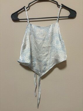 bp. Light Blue and Ivory Paisley Tie-Front Cropped Cami